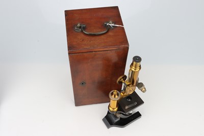 Lot 322 - An Antique Leitz Compound Microscope