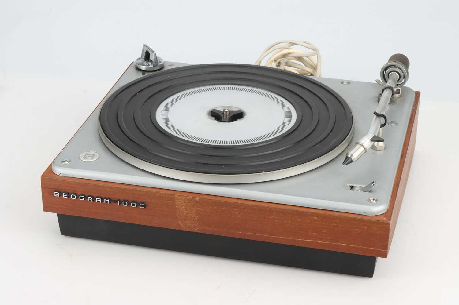 Lot 146 - A Bang & Olufsen Beogram 1000 HiFi Record Player