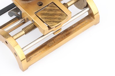 Lot 45 - A Chronic Bros Thread Counting Microscope