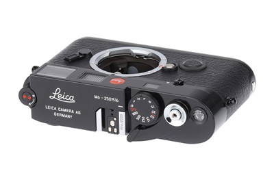 Lot 39 - Leica M6 M6 TTL .72 ’Millenium’ Rangefinder Body