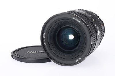 Lot 90 - A Nikon AF Nikkor D f/2.8 20-35mm Lens