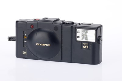 Lot 210 - An Olympus XA3 35mm Viewfinder Camera
