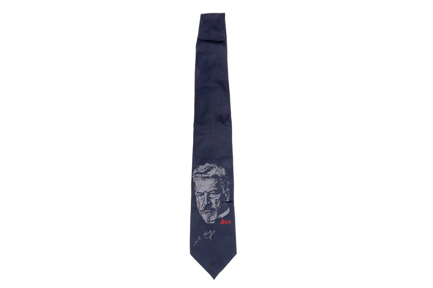 Lot 40 - A Reine Seide Silk Leica Neck Tie