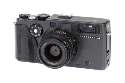 Lot 121 - A Hasselblad X-Pan 35mm Panoramic Rangefinder Camera