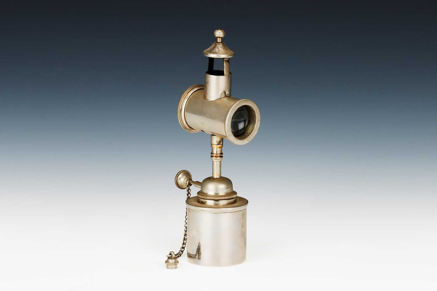 Lot 88 - A Doctors Examination Oil Lamp