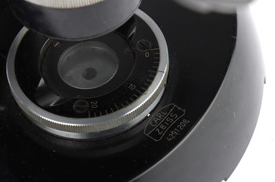 Lot 124 - A Vintage Inverted Microscope by Carl Zeiss