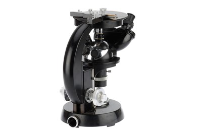 Lot 124 - A Vintage Inverted Microscope by Carl Zeiss