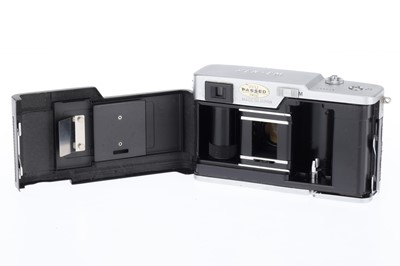 Lot 133 - An Olympus PEN EM 35mm Camera