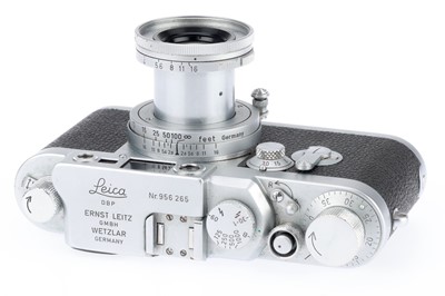 Lot 1 - A Leica IIIg 35mm Rangefinder Camera