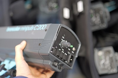 Lot 400 - A Set of Six Broncolor Minipuls c200 Studio Flash Heads