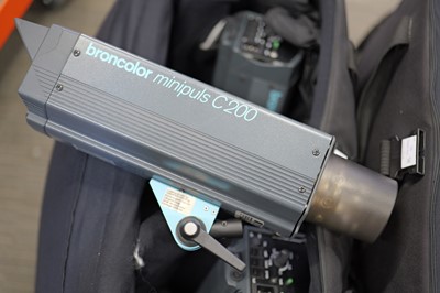 Lot 400 - A Set of Six Broncolor Minipuls c200 Studio Flash Heads