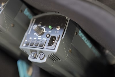 Lot 400 - A Set of Six Broncolor Minipuls c200 Studio Flash Heads