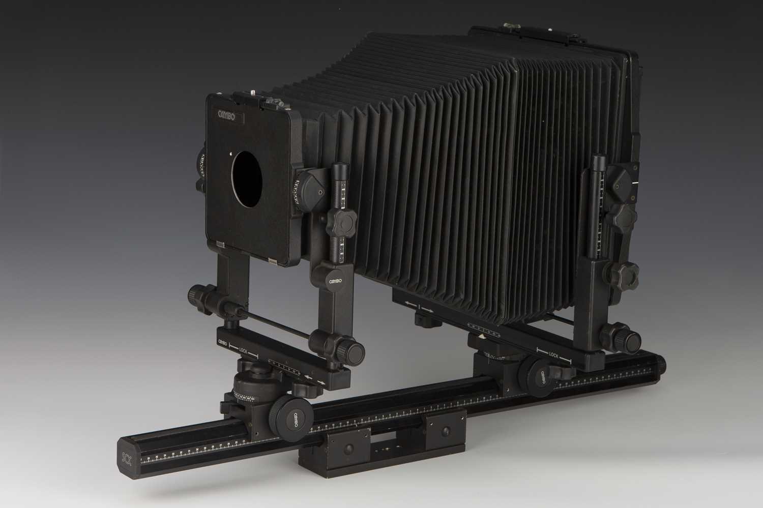 Lot 424 - A Cambo SCX 10x8" Large Format Monorail Camera