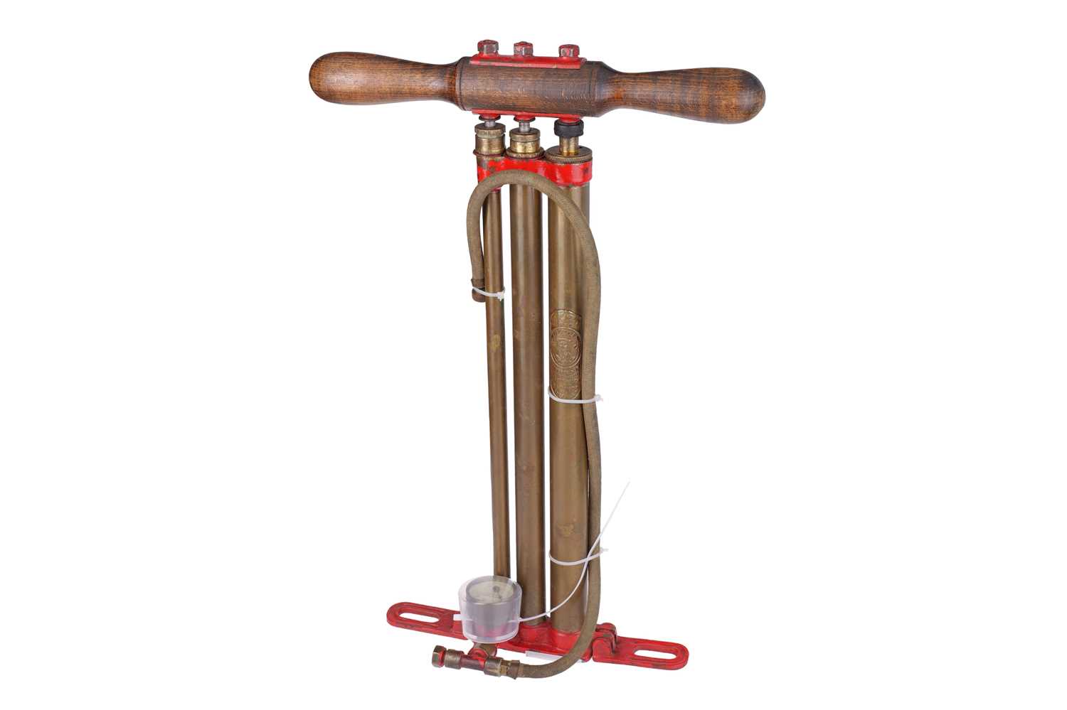 Lot 312 - An Aeroscope Portable Kine Camera Stirrup Pump