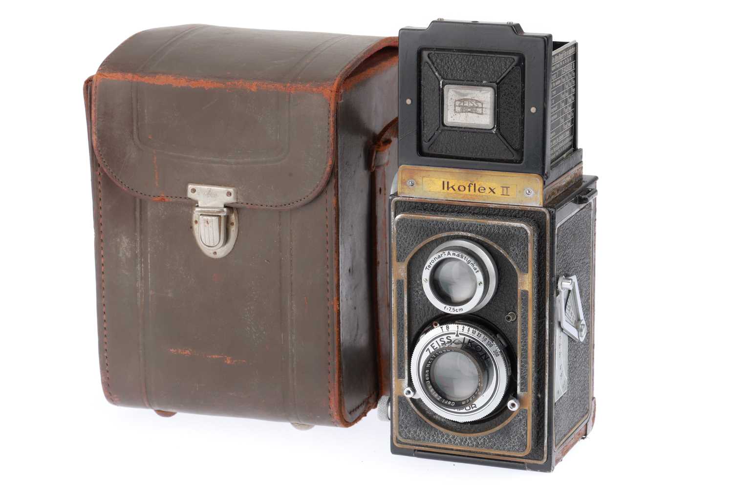 Lot 161 - A Zeiss Ikon Ikoflex II TLR Camera