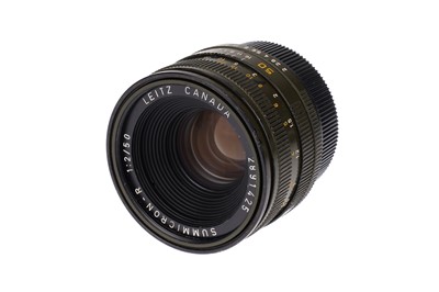 Lot 54 - A Leica R3 Electronic 'Safari' Outfit