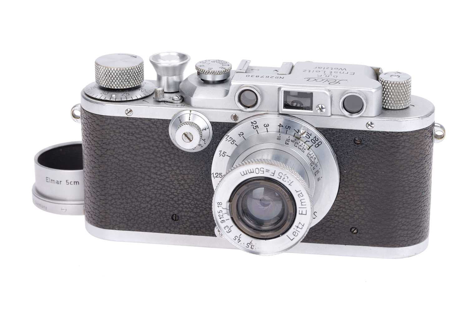 Lot 13 - A Leica IIIa 'Spécialités Tiranty' Paris Rangefinder Camera