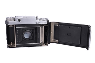 Lot 319 - A Kershaw Peregrine III Medium Format Rangefinder Camera