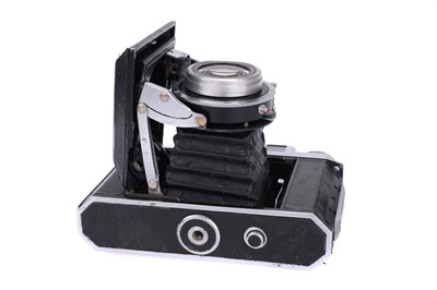 Lot 319 - A Kershaw Peregrine III Medium Format Rangefinder Camera