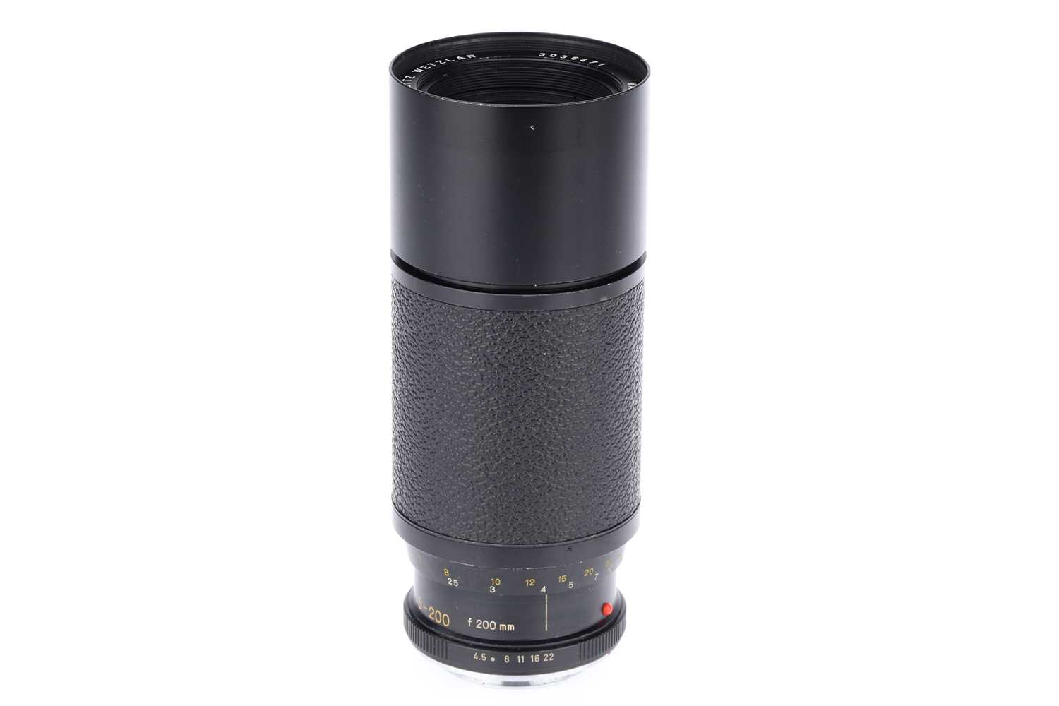 Lot 32 - A Leitz Vario-Elmar-R f/4.5 75-200mm Lens
