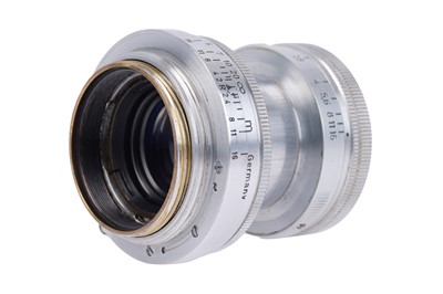 Lot 37 - A Leitz Summitar f/2 50mm Lens