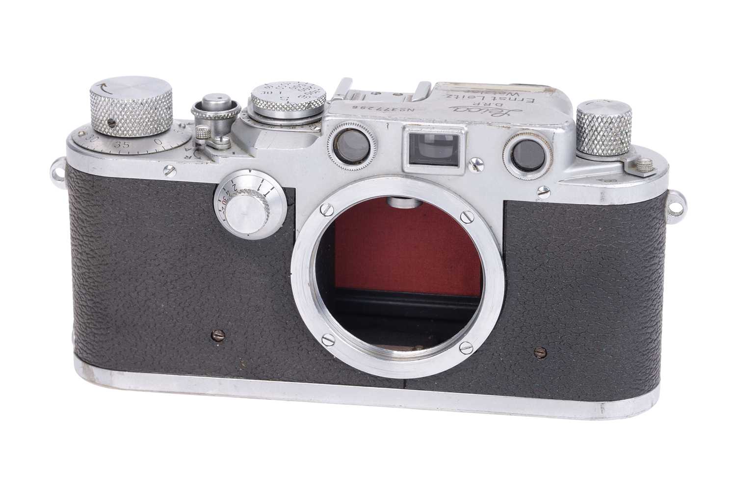 Lot 18 - A Leica IIIc 'Luftwaffen-Eigentum' Rangefinder Body