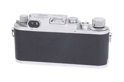 Lot 17 - A Leica IIIc Rangefinder Camera