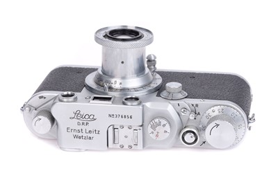Lot 17 - A Leica IIIc Rangefinder Camera