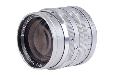 Lot 34 - A Leitz Summarit f/1.5 50mm Lens