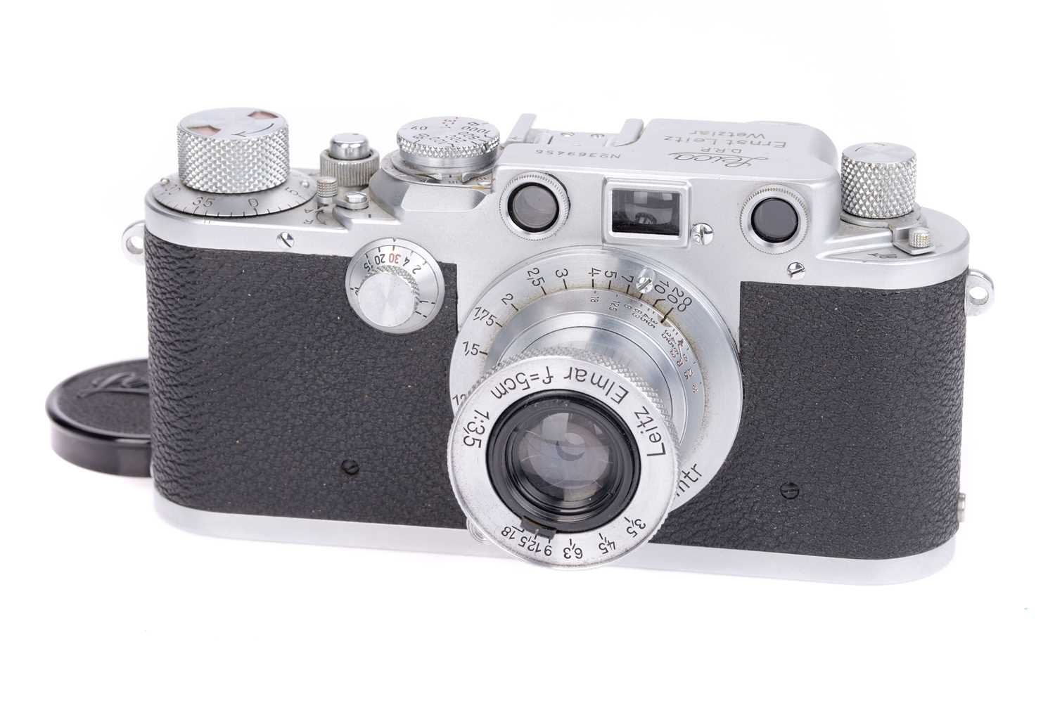Lot 16 - A Leica IIIc Rangefinder Camera