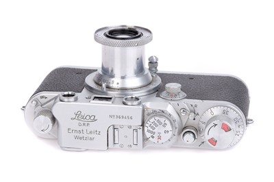 Lot 16 - A Leica IIIc Rangefinder Camera