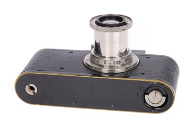 Lot 6 - A Leica Ic Camera Outfit