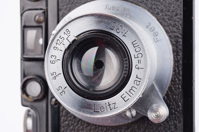Lot 14 - A Leica II Rangefinder Camera