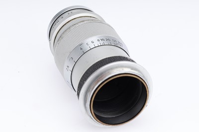 Lot 9 - A Leica IIIa 35mm Rangefinder Camera