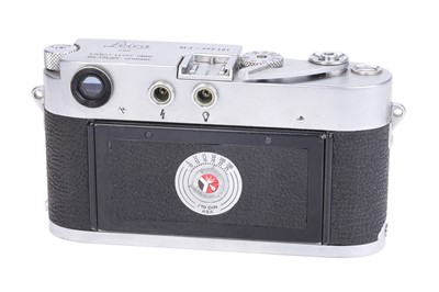 Lot 46 - A Leica M3 DS Rangefinder Camera
