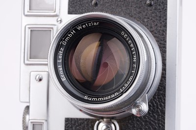 Lot 46 - A Leica M3 DS Rangefinder Camera