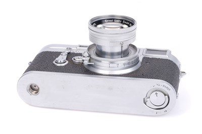 Lot 46 - A Leica M3 DS Rangefinder Camera
