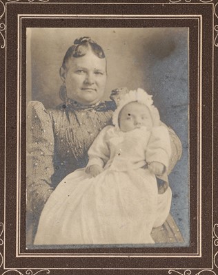 Lot 33 - Miniature Photographic Formats