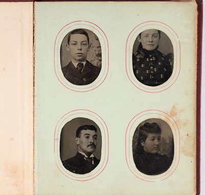 Lot 33 - Miniature Photographic Formats