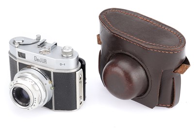 Lot 178 - An Amsco DeJur D-1 35mm Viewfinder Camera