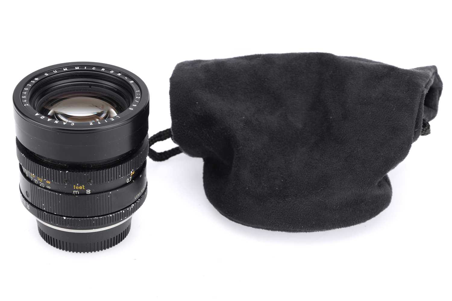 Lot 46 - A Leitz Canada Summicron-R f/2 90mm Lens
