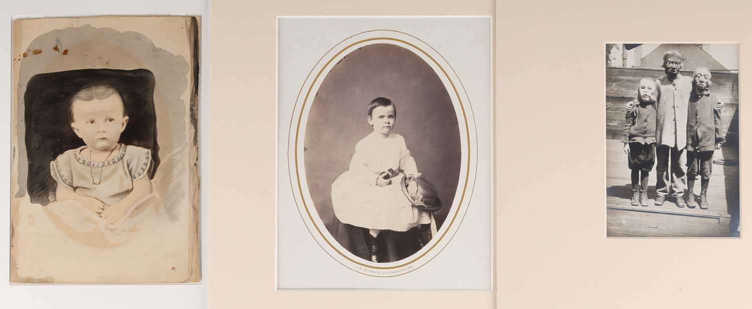 Lot 18 - Portraits