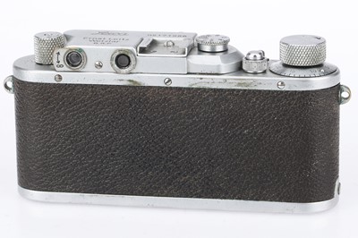 Lot 3 - A Leica IIIa 35mm Rangefinder Camera Outfit