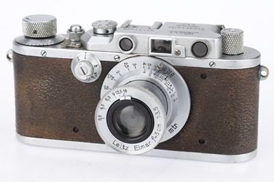 Lot 3 - A Leica IIIa 35mm Rangefinder Camera Outfit