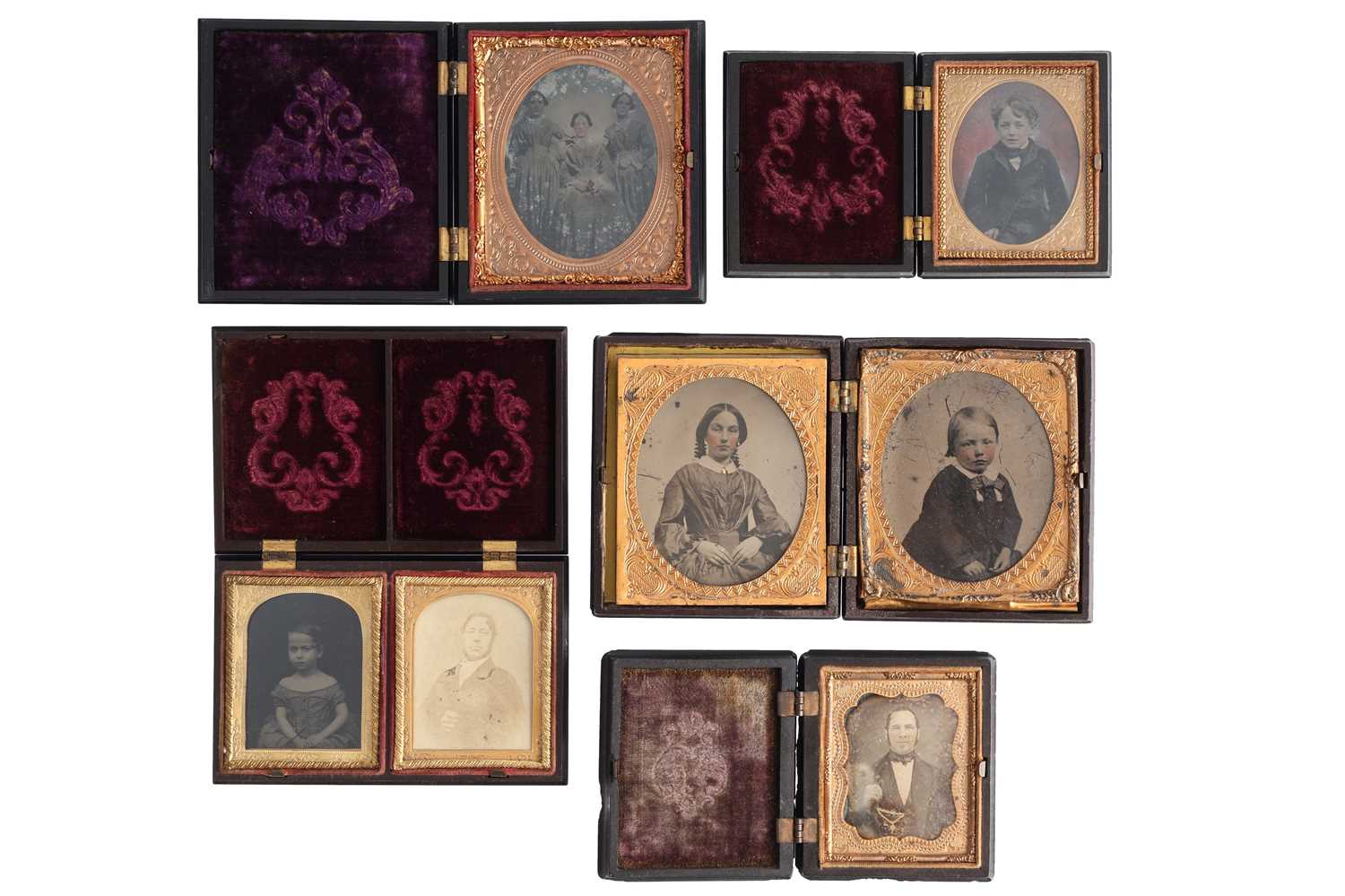 Lot 15 - Collection of Union Cased Daguerreotype & Ambrotype Photographs