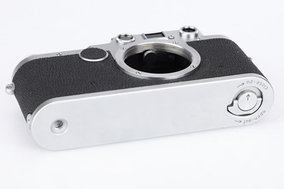 Lot 4 - A Leica IIc 35mm Rangefinder Camera