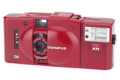 Lot 321 - An Olympus XA3 35mm Compact Camera