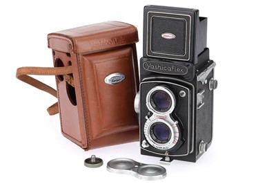 Lot 355 - A YashicaFlex Model C Medium Format TLR Camera