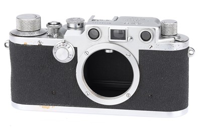 Lot 1 - A Leica IIIc 35mm Rangefinder Camera Body