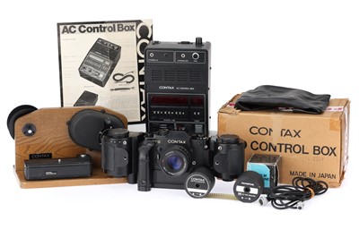 Lot 173 - A Contax RTS Scientific/Medical 35mm SLR, 250 Exposure Back, & Contax Intervalometer